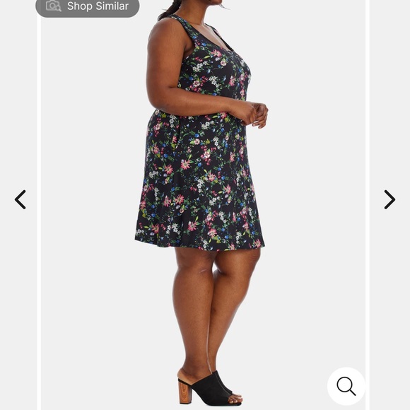 Karen Kane Chloe Dress. - Picture 3 of 12